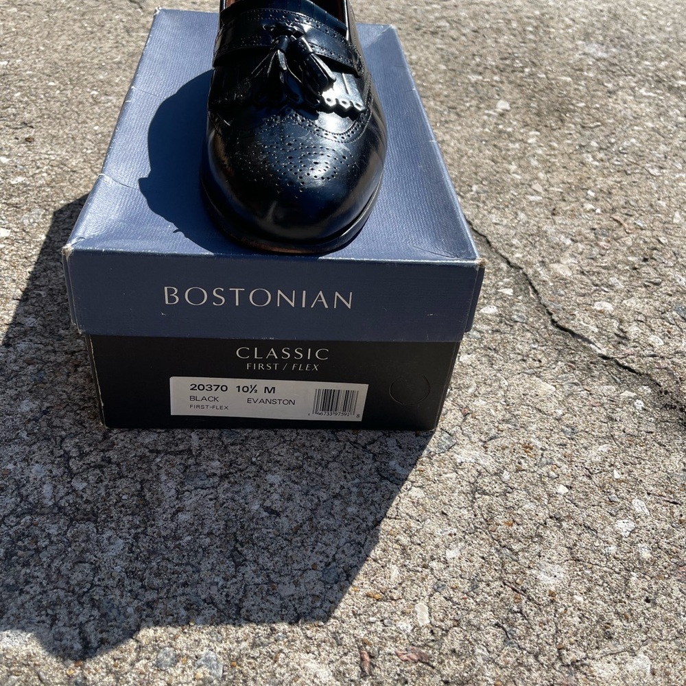 Bostonian Classic Black Leather Slip-Ons